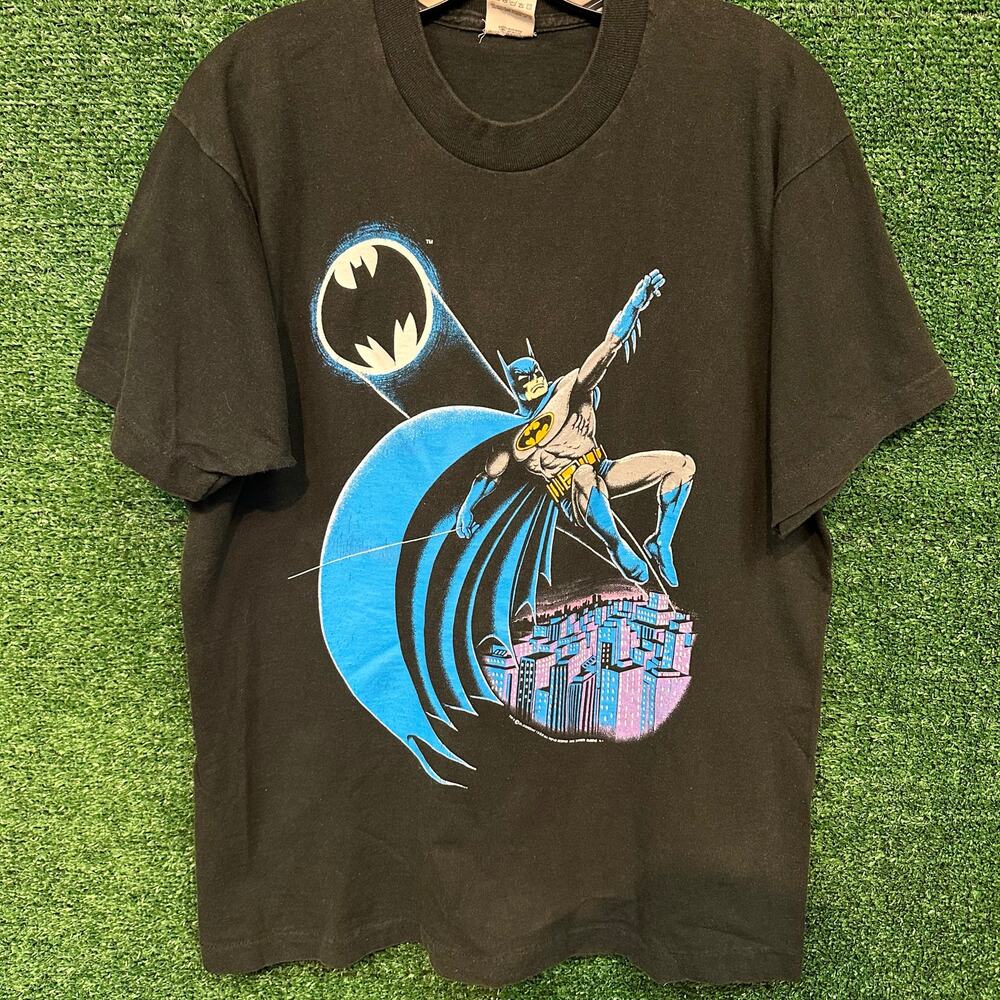 Vintage 1988 Batman DC Comis Gotham T-Shirt Size Large